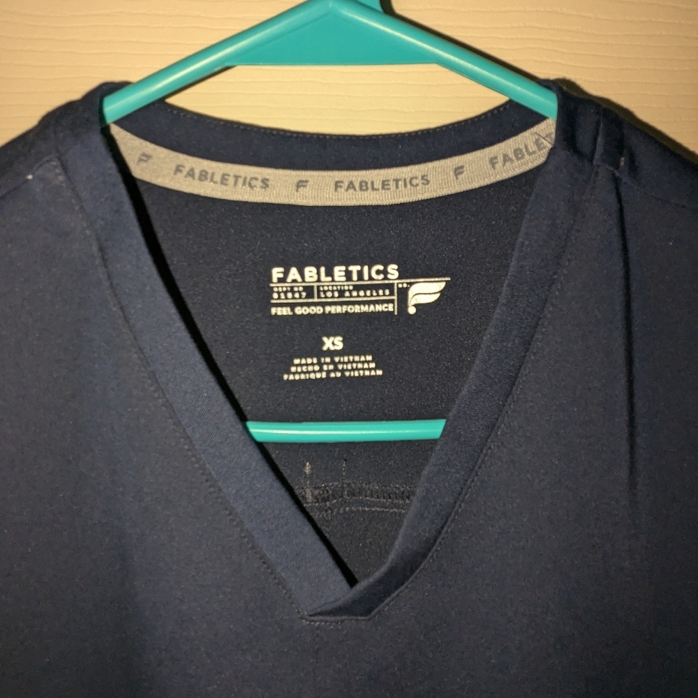 Fabletics Scrub Set - image 1